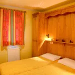 Les Balcons De Val Cenis Le מלון דירות 3*
