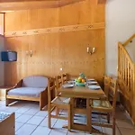 Les Balcons De Val Cenis Le מלון דירות לנסלבילאר
