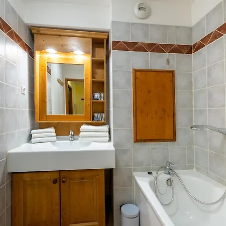 شقة فندقية Les Balcons De Val Cenis Le لانسليفلارد